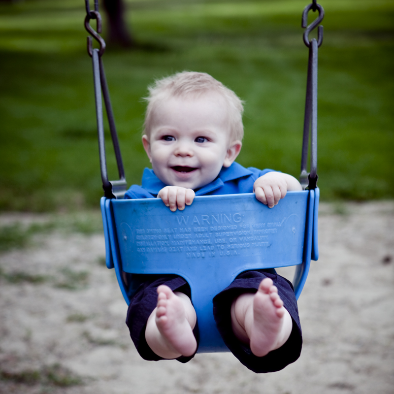 Thomas loves the swing
