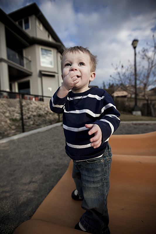 Gratuitous cuteness shot
Keywords: Thomas