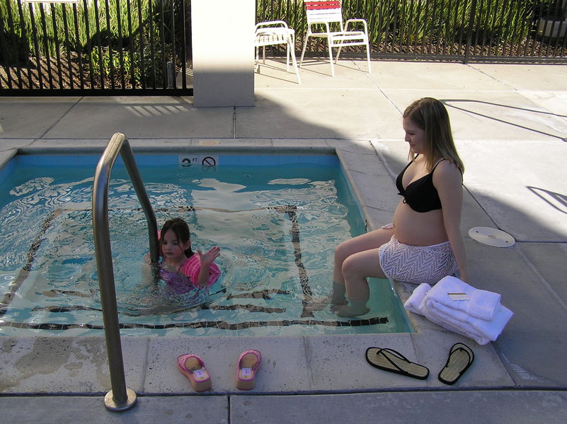 Kaija & pregnant Heather in the warm pool
