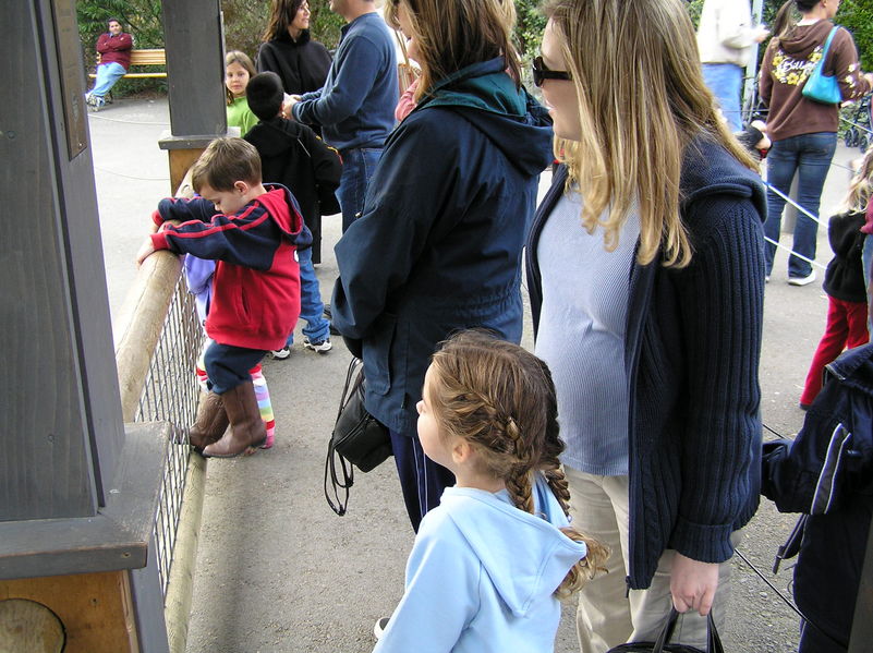 Kaija & Heather in line at the "Little Puffer" at the San Francisco Zoo
