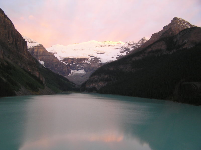 Lake Louise at sunrise

