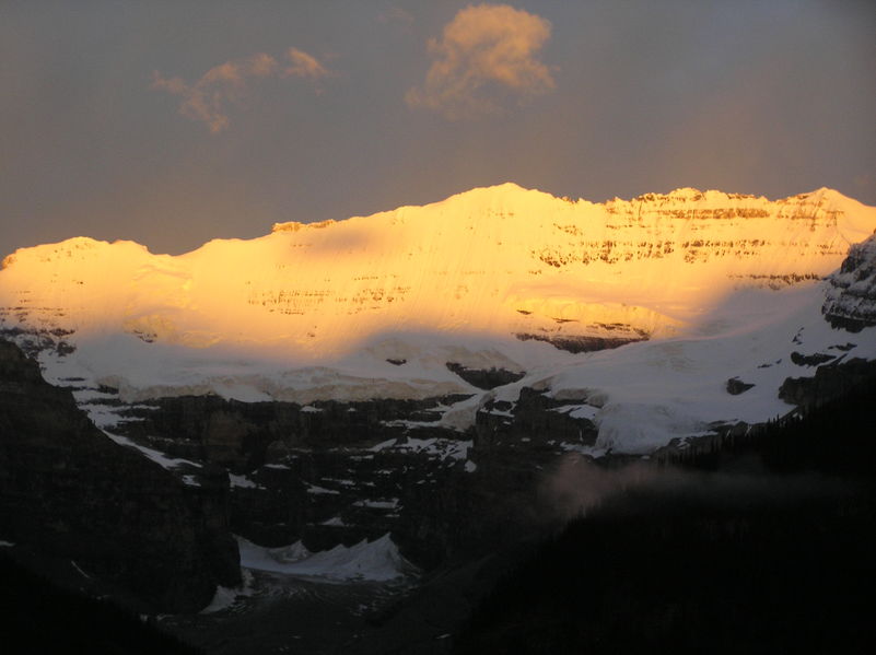 Lake Louise glacier at sunrise
