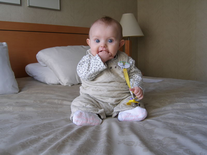 Gratuitous cuteness shot
