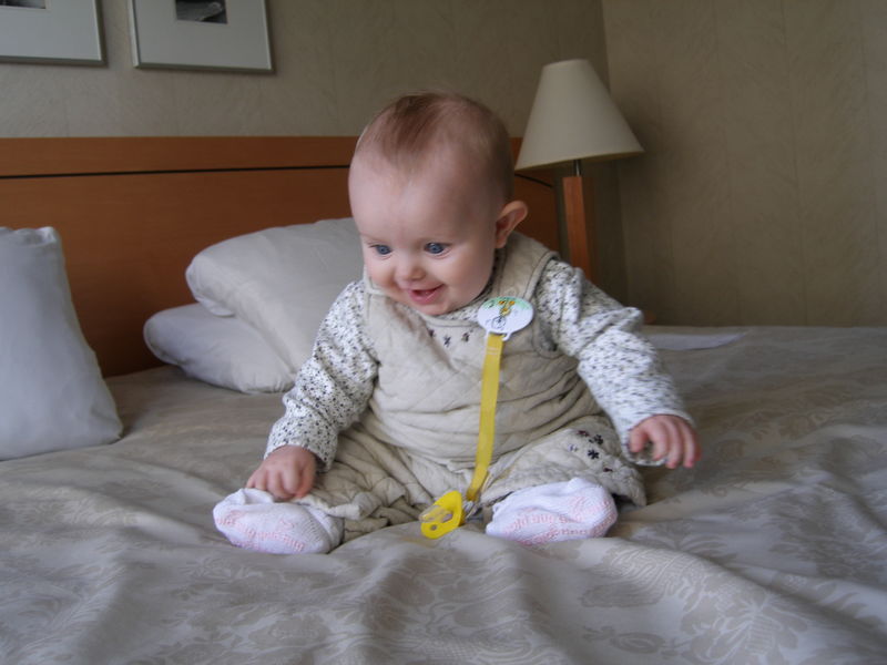 Gratuitous cuteness shot
