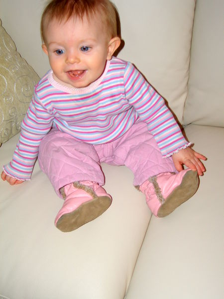 Gratuitous cuteness shot
