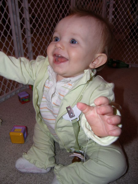 Gratuitous cuteness shot
