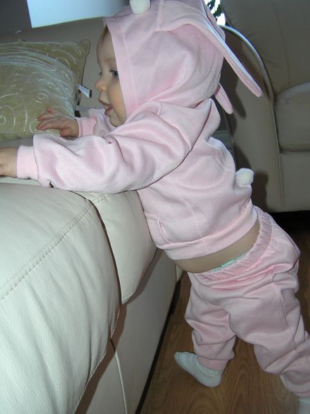 Gratuitous cuteness shot

