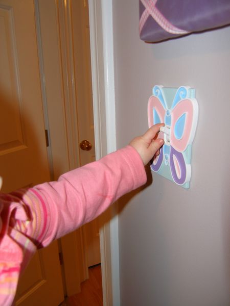 Turning off the lightswitch
