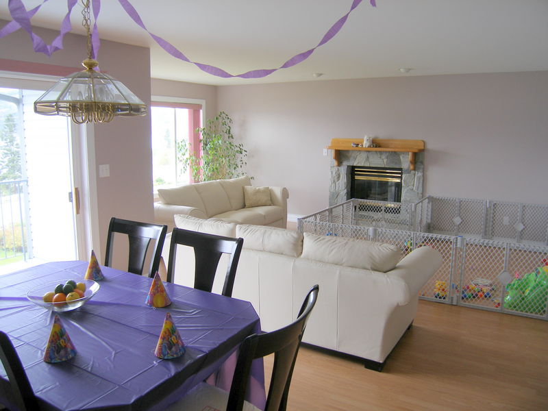 The house the morning of Maddi's 1st birthday
