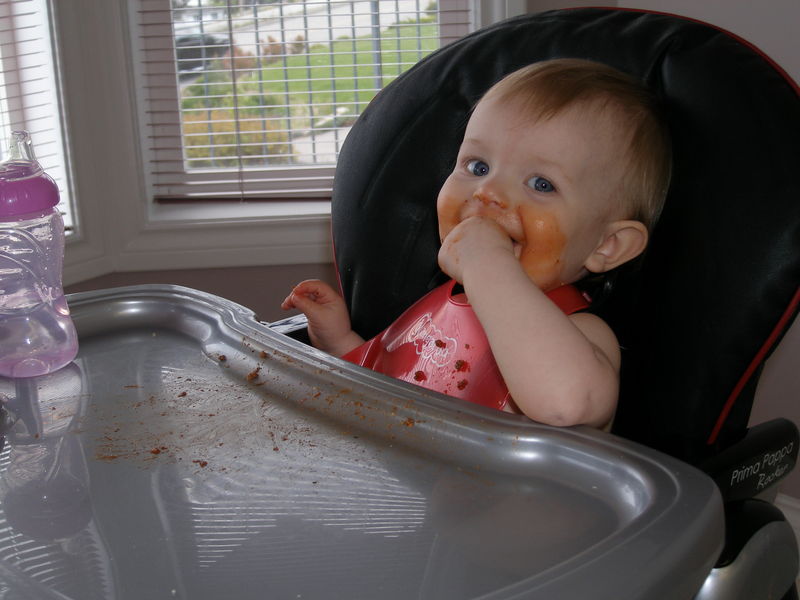 Gratuitous pasta eating shot
