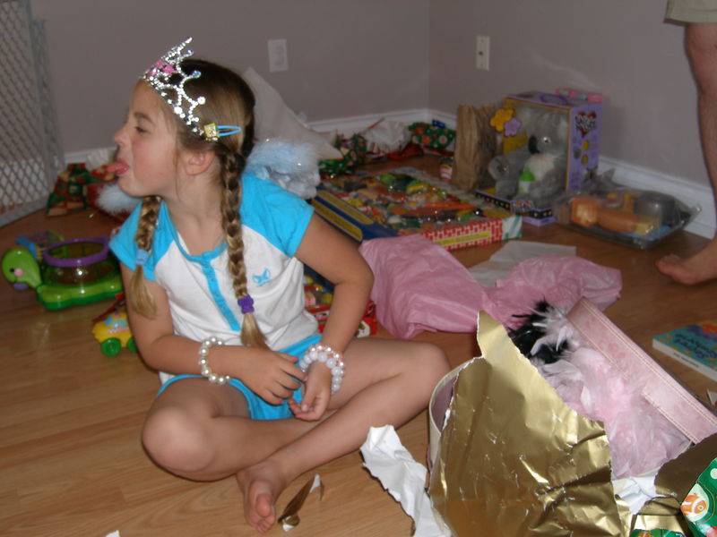 Kaija must be making faces at Daddy again
