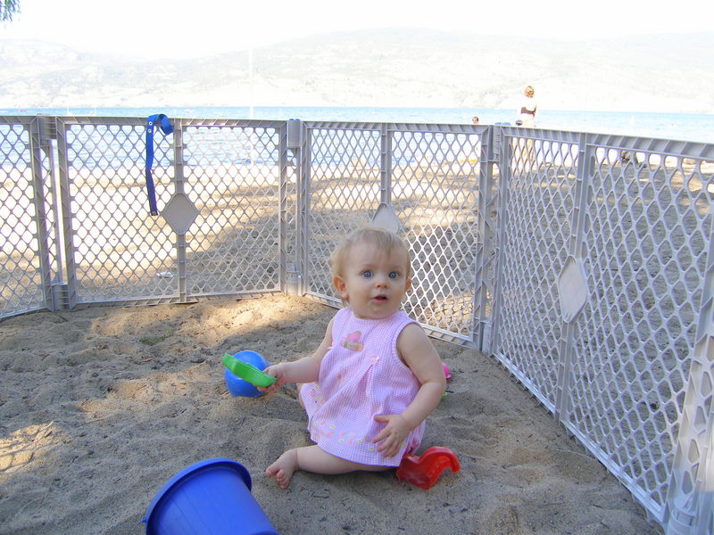 A little sand around the mouth
