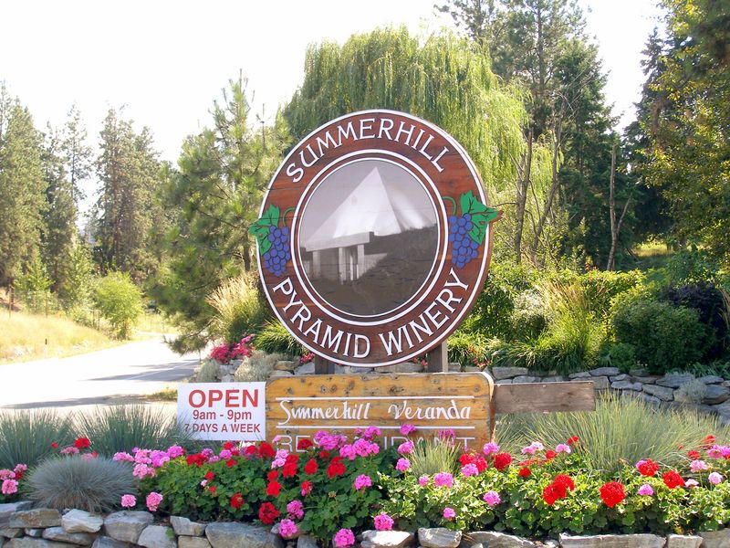 Keywords: Summerhill Pyramid Winery