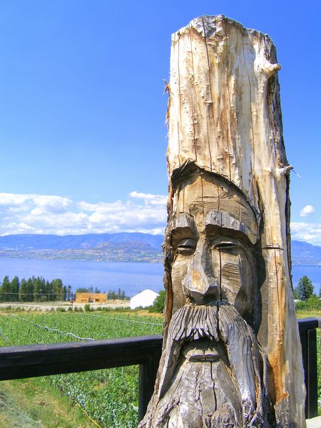 Keywords: Summerhill Pyramid Winery