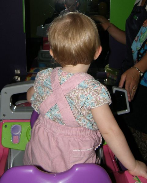 Check it out from the back, her mullet is gone!
