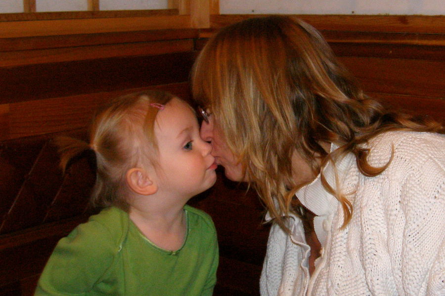 Nana kisses
