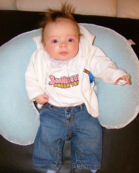 Gratuitous cuteness shot

