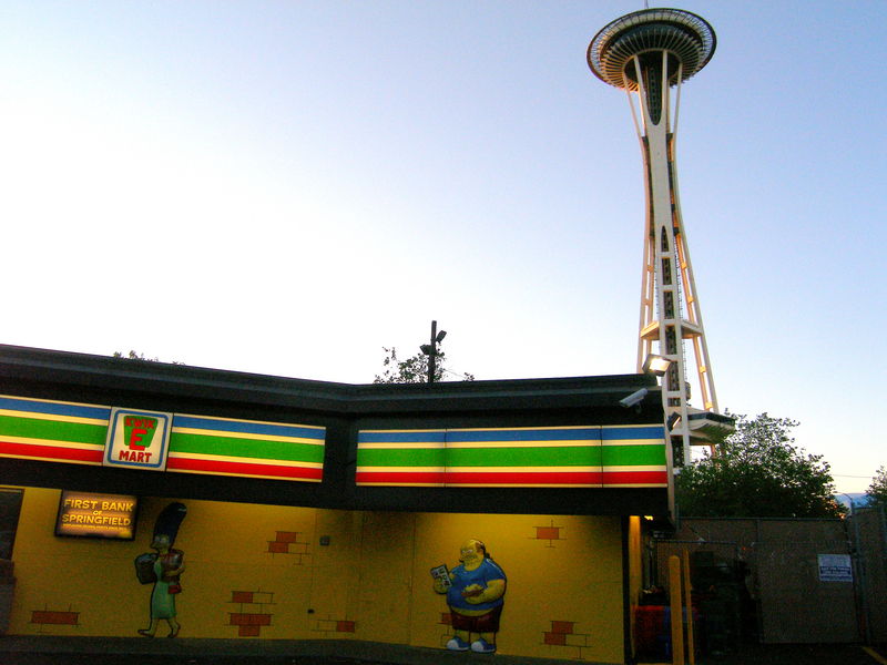 Seattle's Kwik-E-Mart with the Space Needle in the background
Keywords: Seattle, Victoria, Kwik-E-Mart, Space Needle