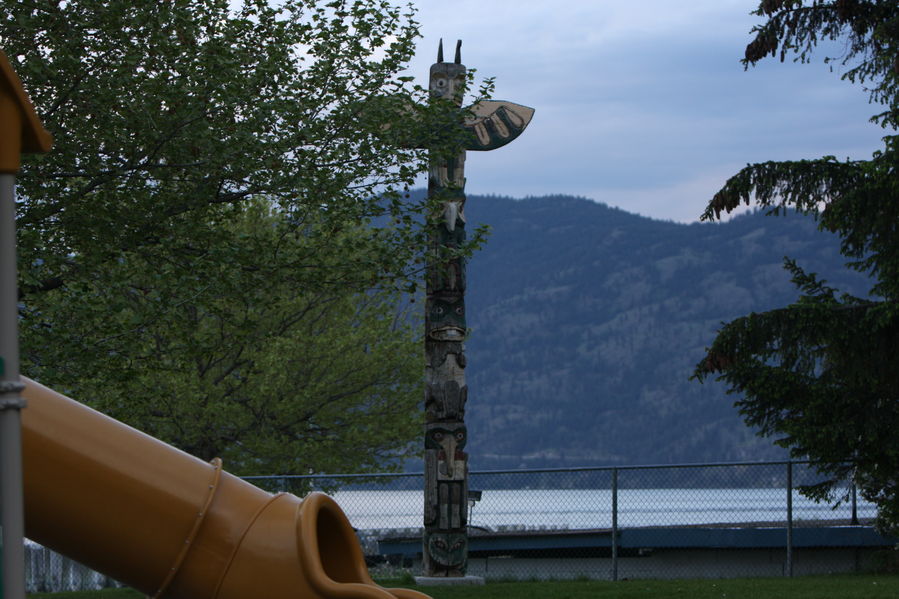 Totem pole in Peachland
