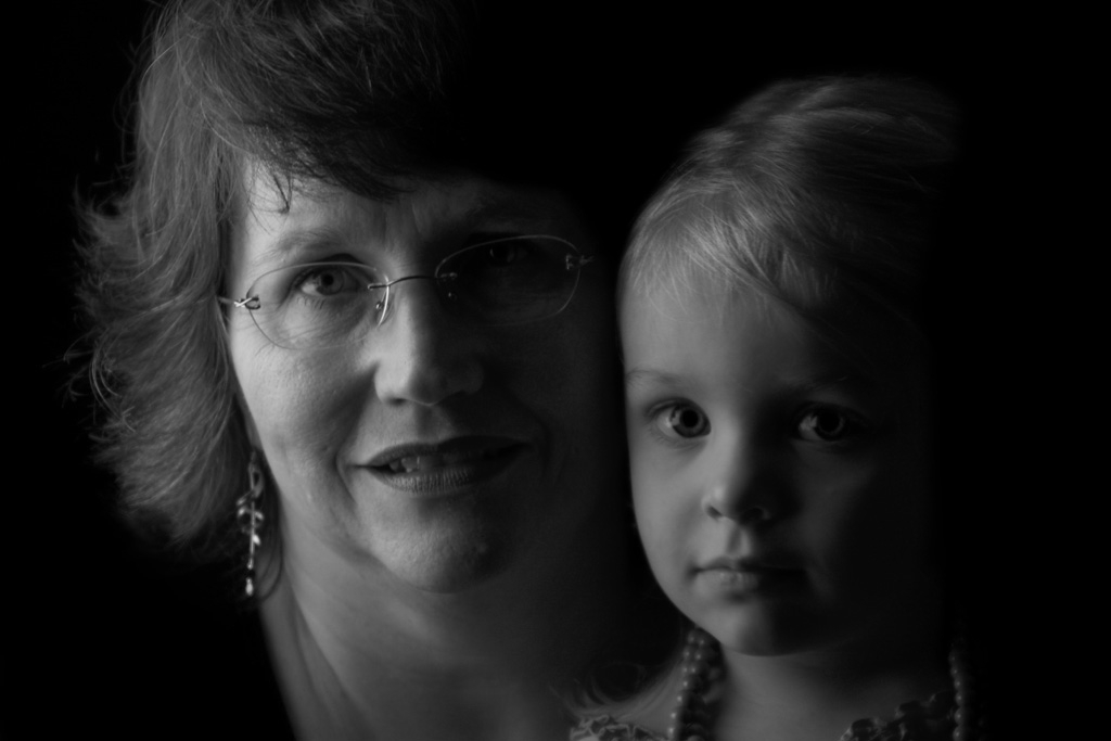 Tina & Maddi
