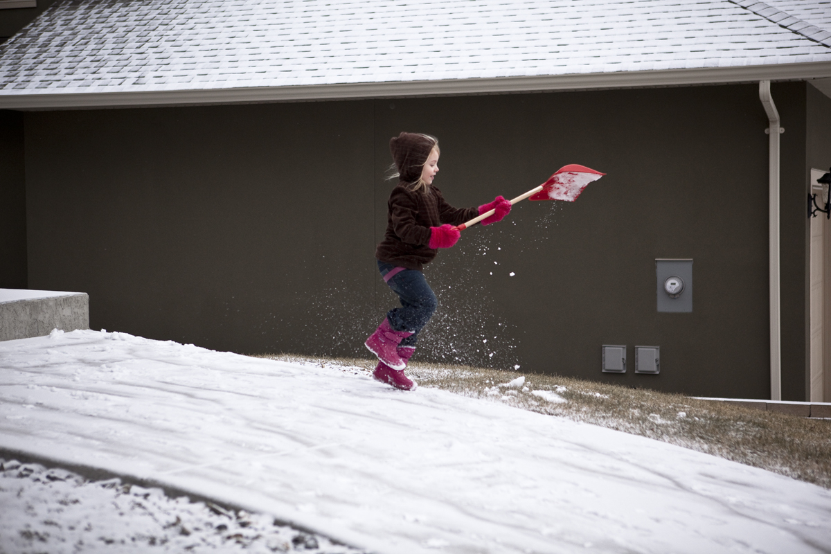 Shoveling snow
Keywords: Maddux