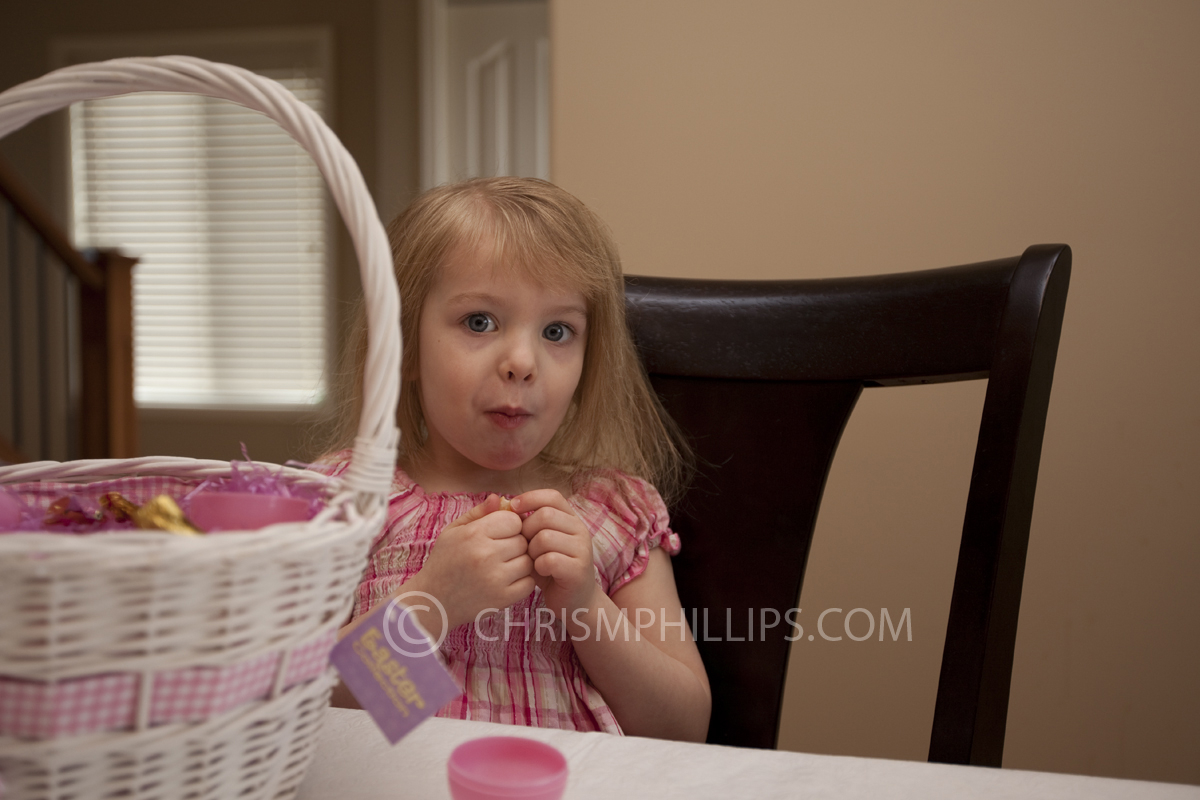 Mads eating her loot
