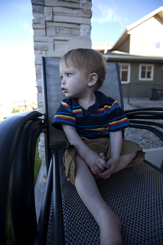 Thomas admiring his siblings
Keywords: Thomas