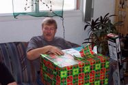 2001-12-25-grandpa-opening-present01.JPG