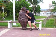 chris2001001.jpg